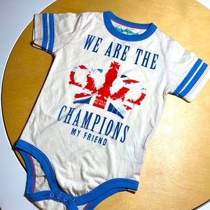 Brand: Rowdy Sprout
ROWDY SPROUT QUEEN "WE ARE THE CHAMPIONS" my friend ONESIE